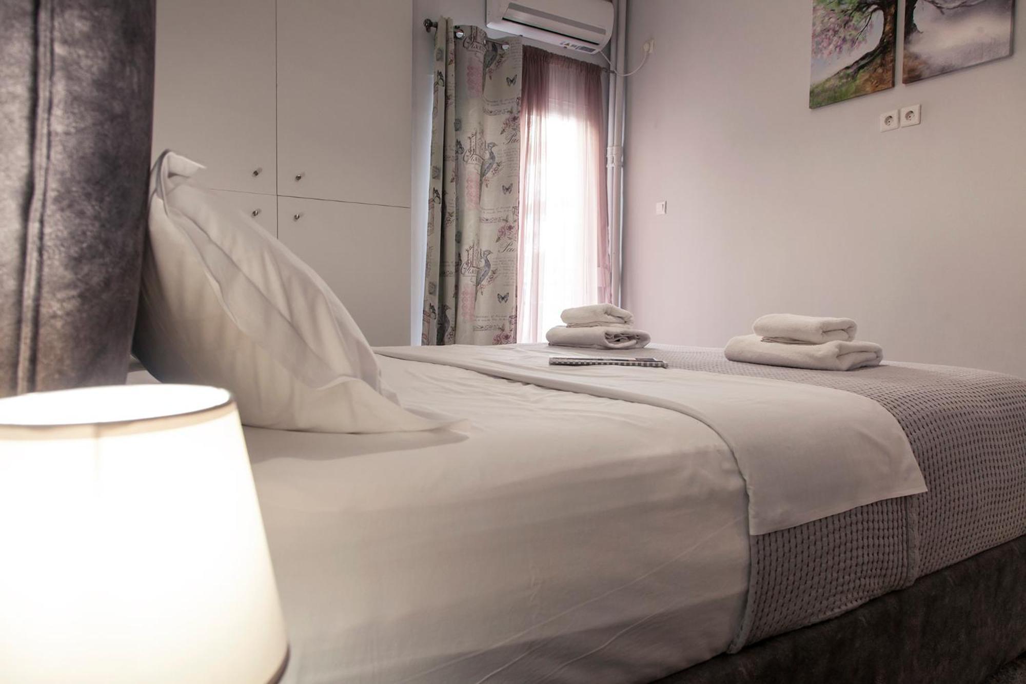 Suite 04 - Smart Cozy Suites - In The Heart Of Athens - 5 Minutes From Metro Exterior foto